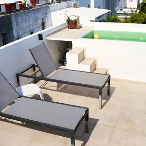 comodo-cuarto-jacuzzi-rooftop-ac.quintano-roohotels.com/